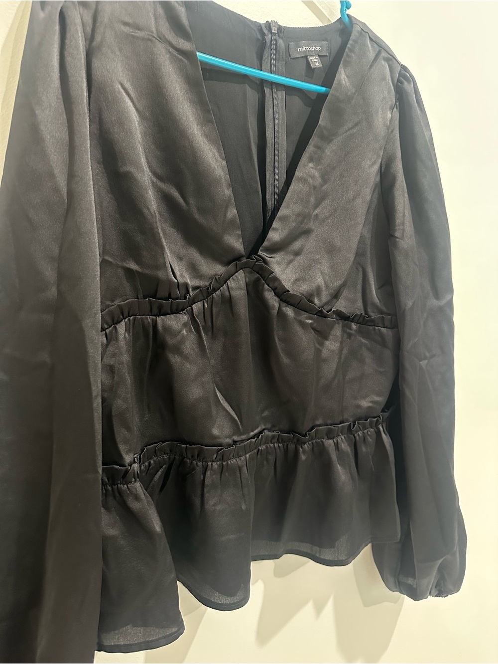 Black V Neck Long Sleeve Blouse